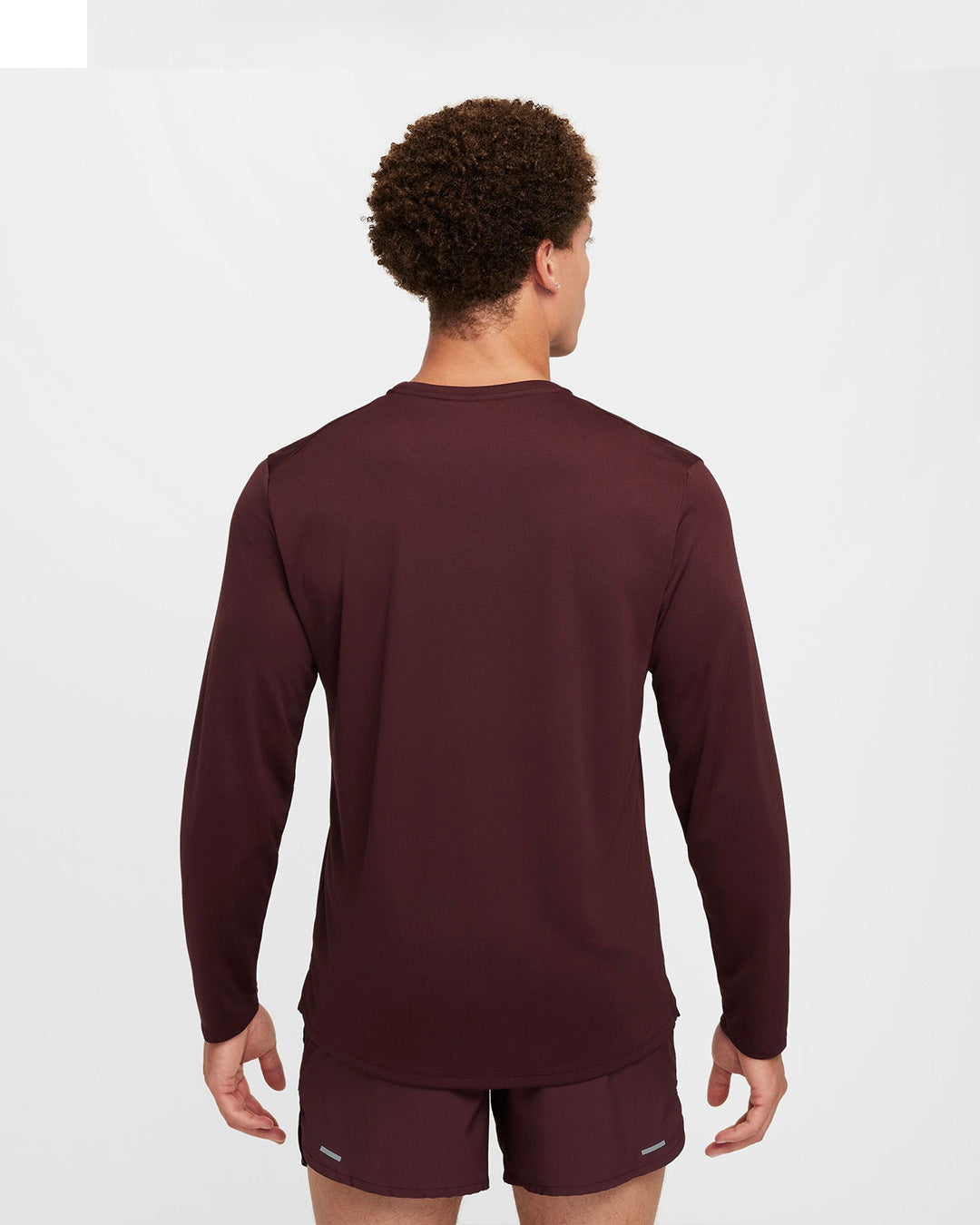 Nike Miller Long Sleeve Top